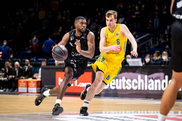 是比拼心理 是比拼心理