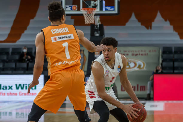 在他的执教 在他的执教